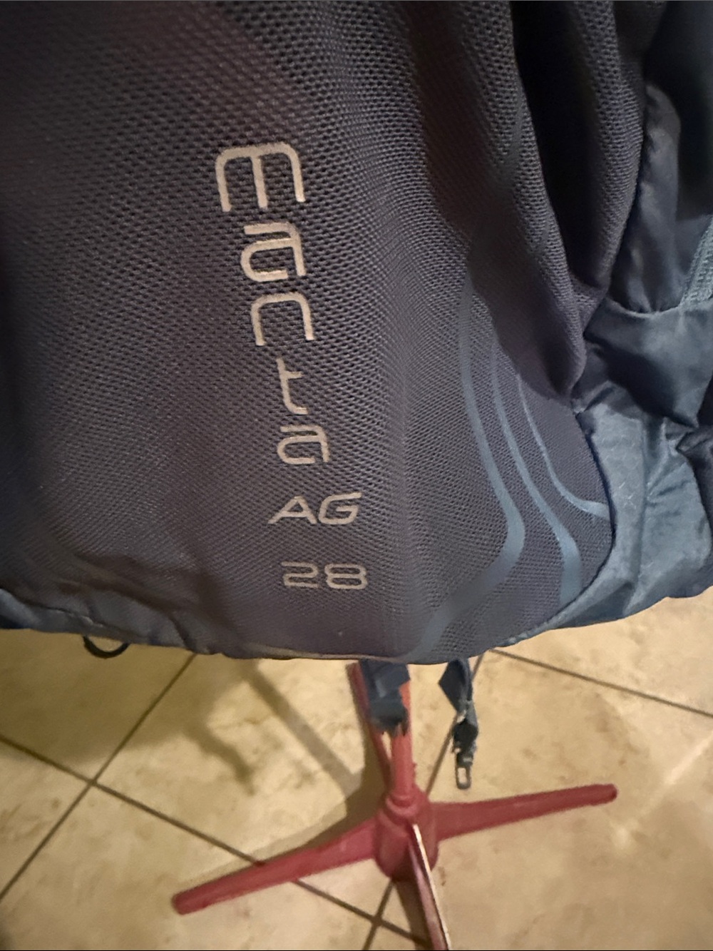 Osprey Manta AG 28L hiking backpack- pre-loved. - Picture 2 of 12